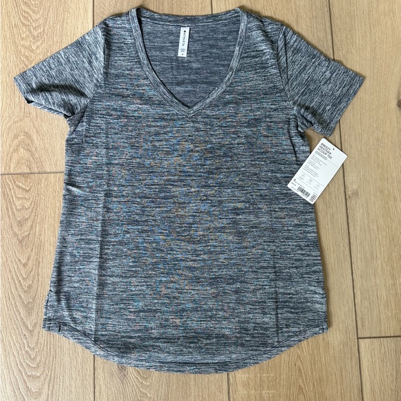 Athleta Breezy Scoop Tee - Picture 1 of 2